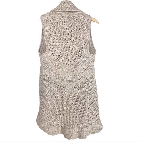 Denver Hayes Chunky Knit Crochet Vest - Picture 5 of 8